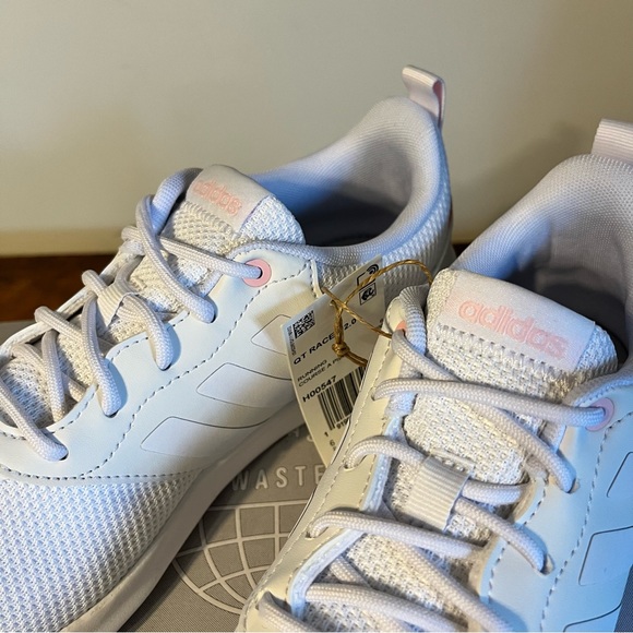 ADIDAS Women’s QT Racer White/Pink - Picture 5 of 10